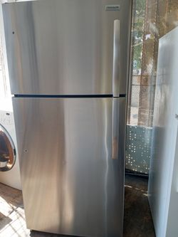 Frigidaire Refrigerator