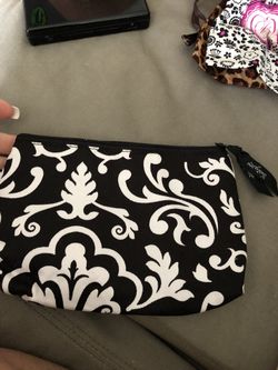 Thirty one makeup pouch brand new
