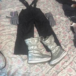 Snow Set (suit,boots And Gloves)