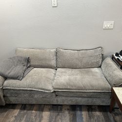  Couch 