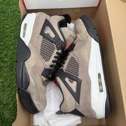 Jordan 4 “Taupe Haze” Size 11.5