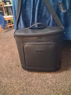 BRAND NEW BLACK TITAN INSULATED COOLER