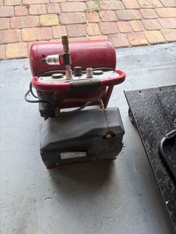 Air compressor