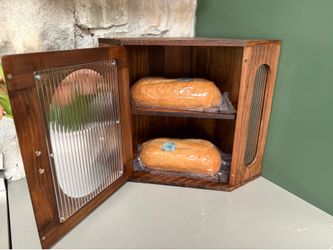 Bread box