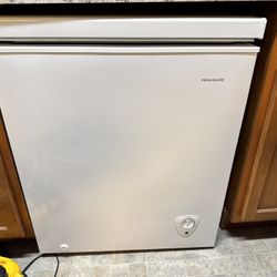 Frigidaire Chest Freezer