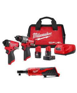 Milwaukee Cordless Hammer Drill and Impact Driver Combo Kit (2-Tool)