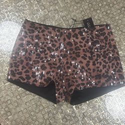 Curren Moon Leopard Shorts Med Women’s New