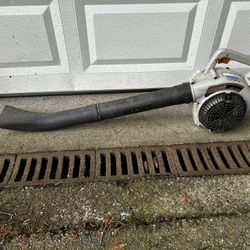 Echo PB1000 Leaf Blower