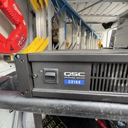 QSC CX108V Professional Power Amplifier.