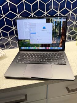 Apple MacBook Pro 14” M4 16GB Ram 512SSD Finance available!