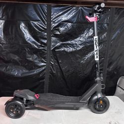 Gotrax G-Pro 3 Wheel Electric Scooter Like New 