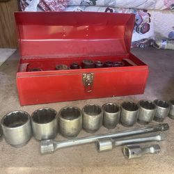 38 Piece 3/4 Drive Short And Deep Socket Set