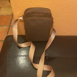 Michael Kors Jet Set Travel Flight Bag MK Brown $139.00* ·