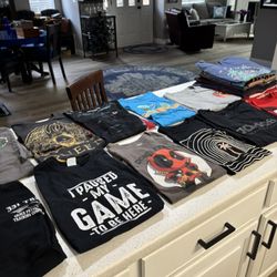 (23) Men’s Large Resorts All For $25