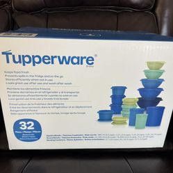 Tupperware 32 Piece Set