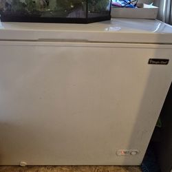 Magic Chef Freezer, Must Go!!!!
