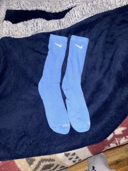 Nike blue Dri-Fit Athletic socks Carolina Blue men’s size large