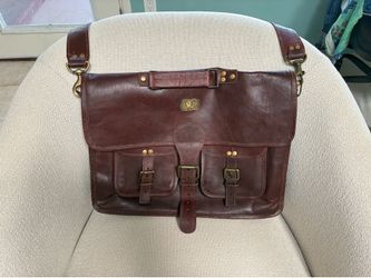 Cuero messenger goat leather bag