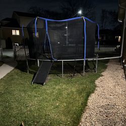 Trampoline 15ft