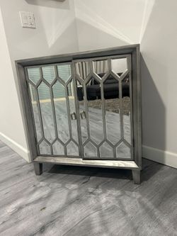 Luxury high end mirror cabinet