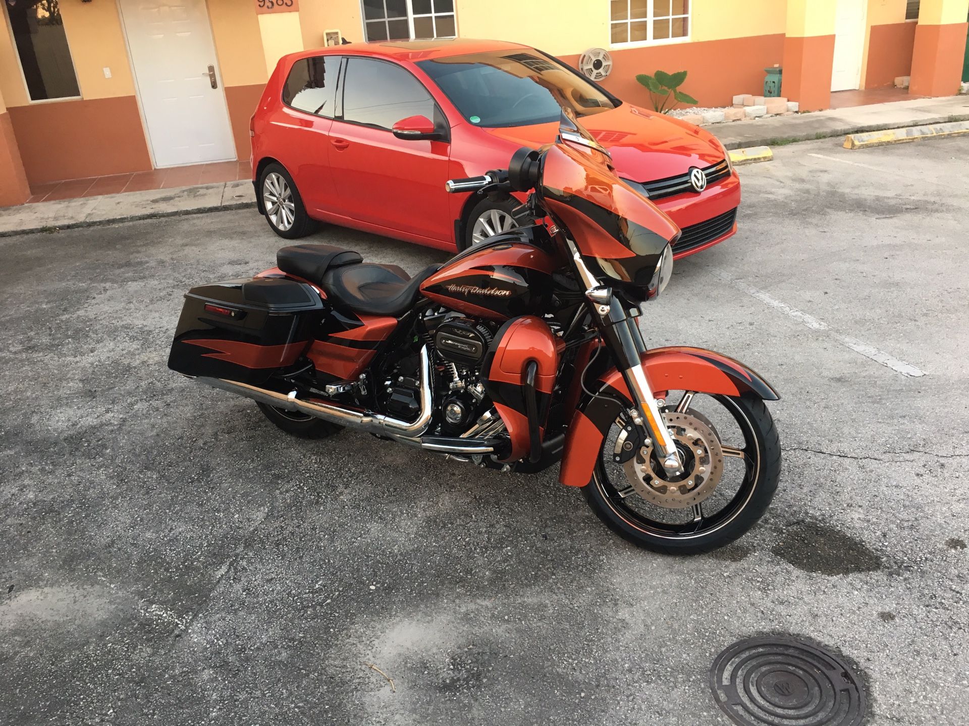 Photo 2017 Harley Davidson cvo streetglide