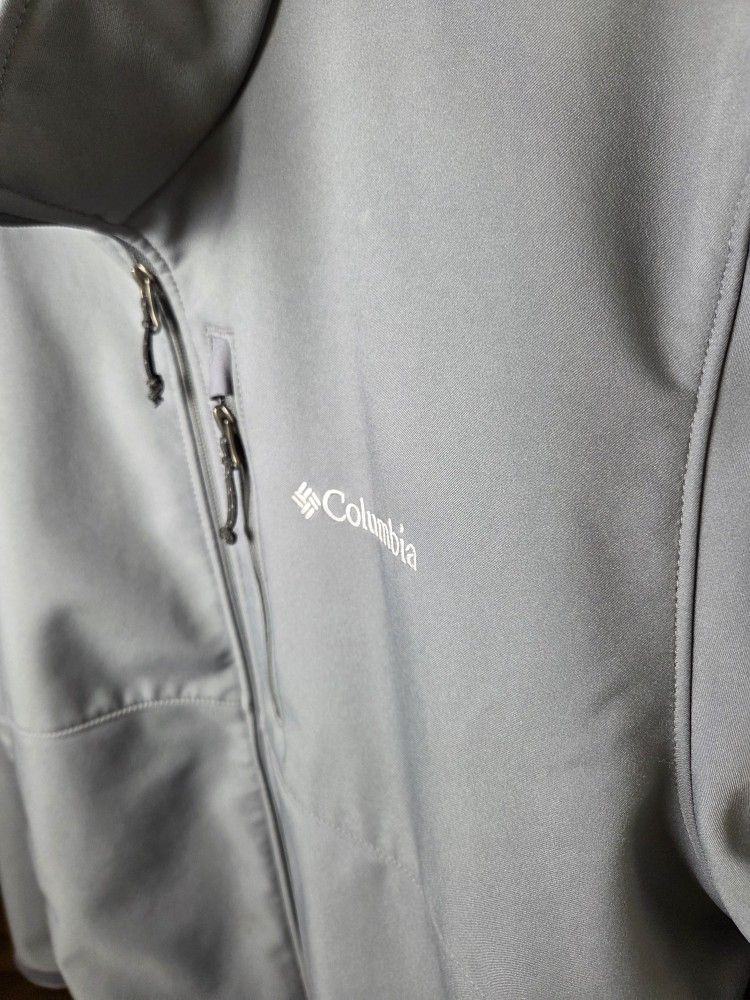 Columbia Men's Softshell Jacket – Gray