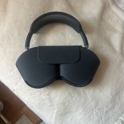 Apple AirPods Max-Black / Local pickup only