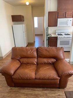 Italian 100% Leather Sofa 2 Seats