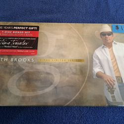 Garth Brooks 7 CD With Book Collectors Set