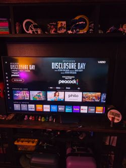 Vizio Smart TV Flat Screen 65"