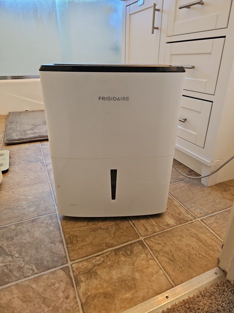 Dehumidifier 22 Pint