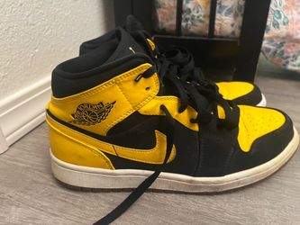 Nike Air Jordan 1 mid new love mens 9.5