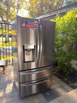 LG Stainless Steel French Door Refrigerator – LMXS28626S