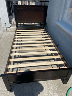 Twin size bed and frame