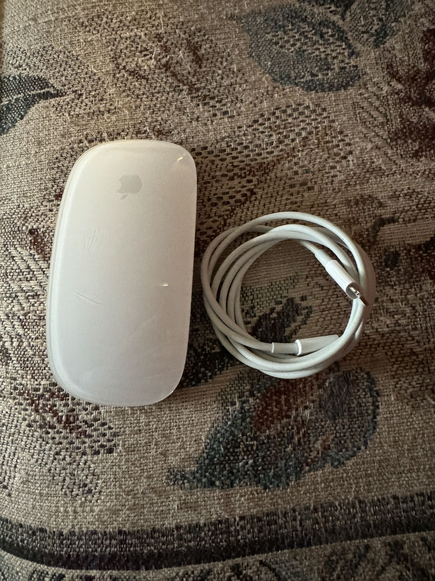 ORIGINAL Apple A1657 MAGIC MOUSE 2.Wireless Multi Touch.WHITE