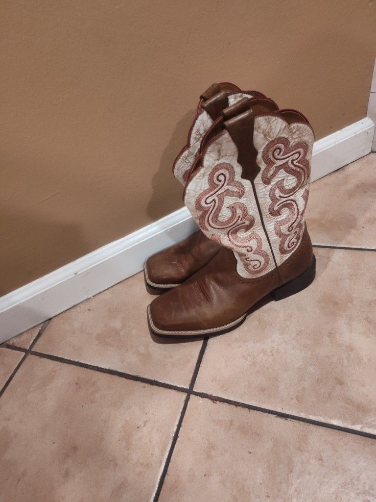 Ariat Boots Women