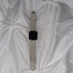 Apple Watch SE (2nd Gen) 40mm Starlight