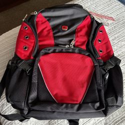 three-compartment Swissgear 1592 Deluxe Laptop Backpacks (2) for Sale in Pembroke Pines, FL - OfferUp three-compartment Swissgear 1592 Deluxe Laptop Backpacks (2) for Sale in Pembroke Pines, FL - OfferUp