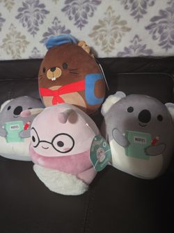 ORIGINAL SQUISHMALLOWS .  BRAND NEW  .