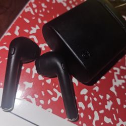 Black Bluetooth Earpods 