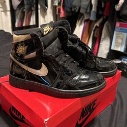 Jordan 1 Retro High Black Metallic Gold