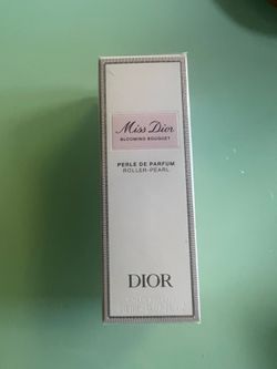 Miss Dior BLOOMING BOUQUET PERLE DE PARFUM ROLLER-PEARL
