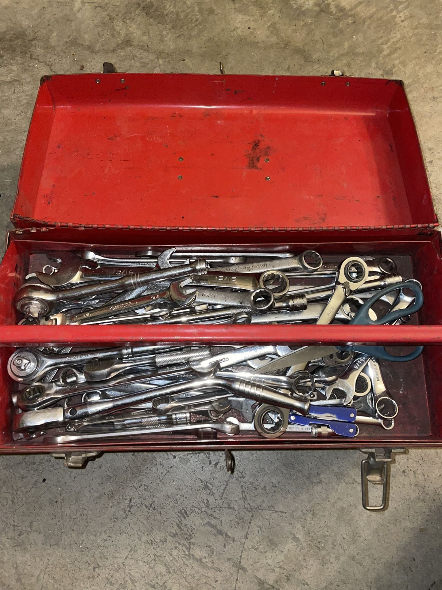 Husky Mechanics Tool Box