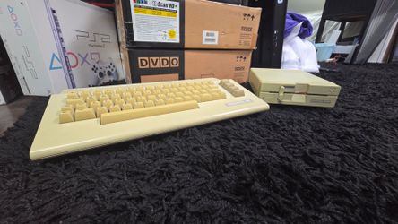 Commodore 64C with 1541 II Disk Drive
