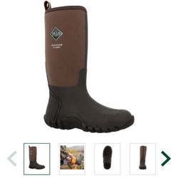 Muck boots