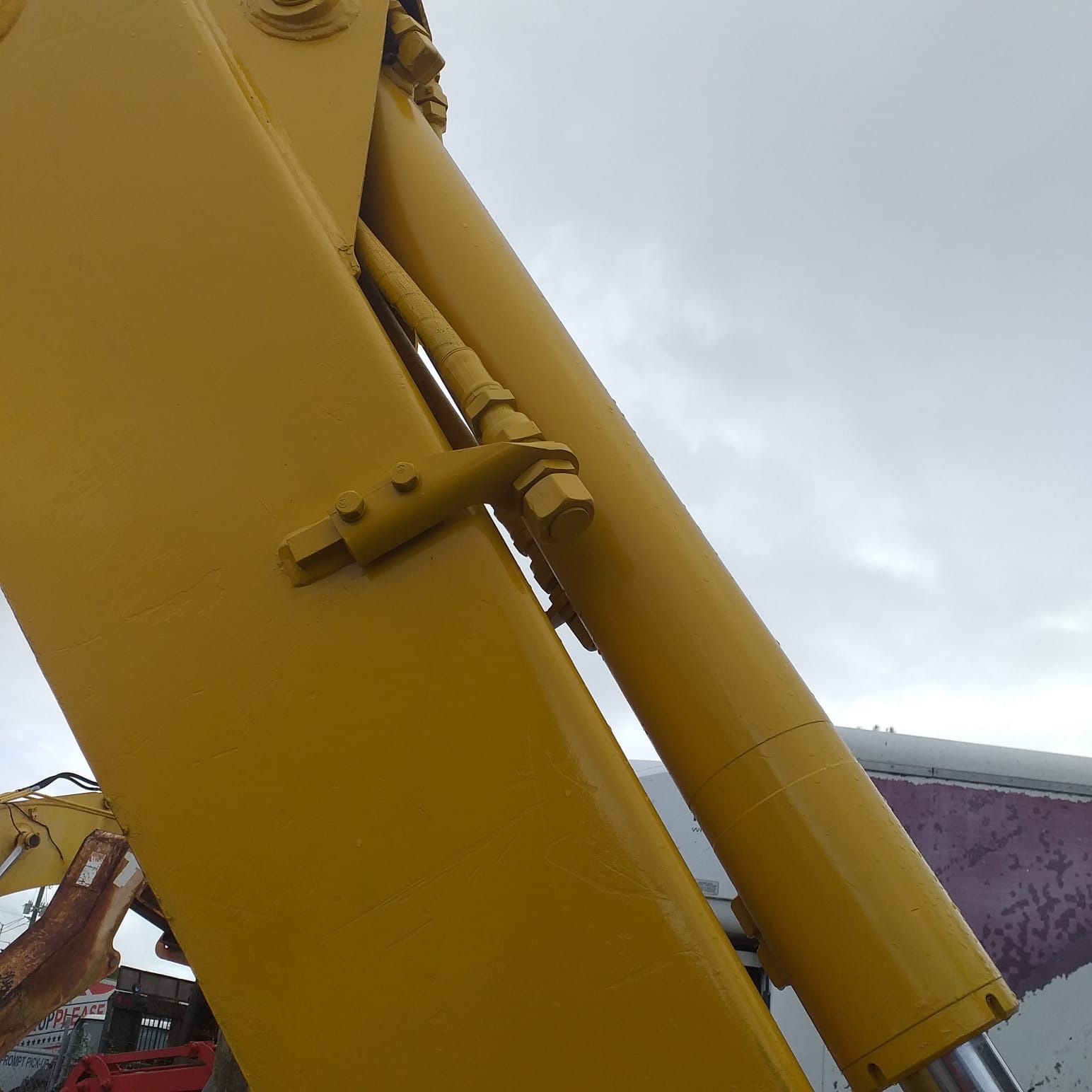 2009 Komatsu WB140-2N