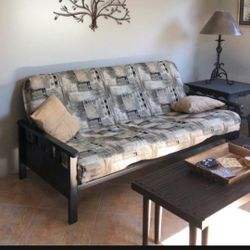 Sofa / Futon 