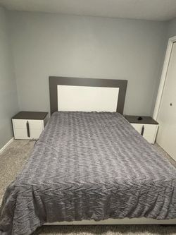 Bedroom set