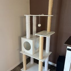 Cat tree