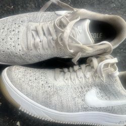 Women’s Nike Size 8.5